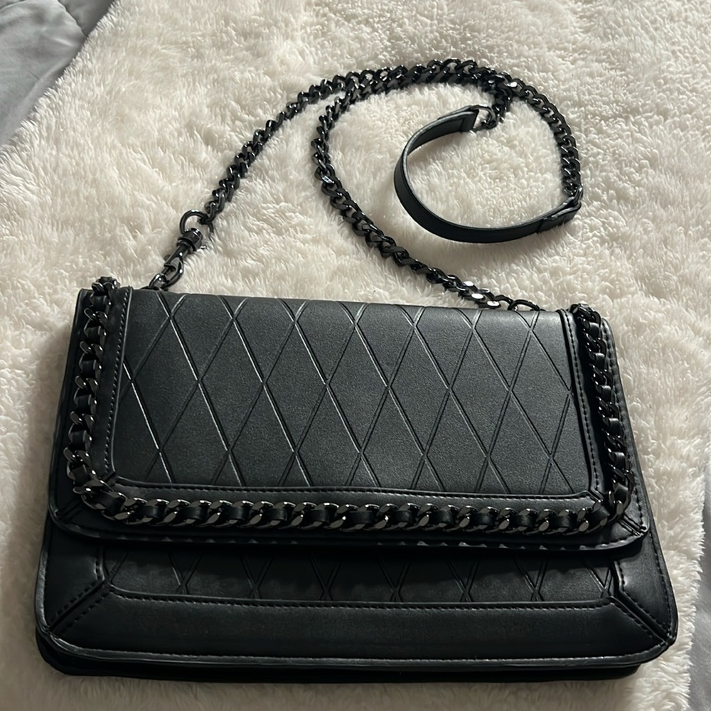 MNG Black chain strap purse